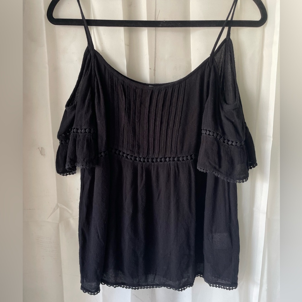 🎄Buy2Get1Free🎄Black patrons of peace off-the-shoulder top